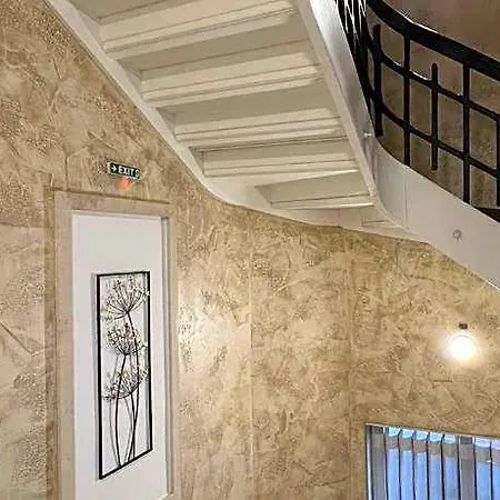 Luxury Vip House 호텔 플레벤